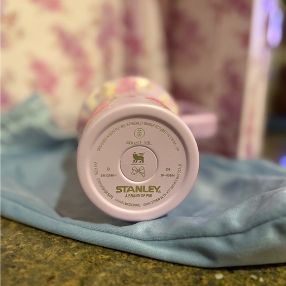 Stanley Love Shack Fancy 40oz Tumbler - Happy Thoughts Rosa Beaux Purple - Picture 7 of 7